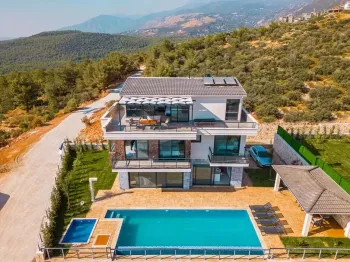 فرصت استثنایی برای خرید نه ویلا با دید دریا در Kalkan